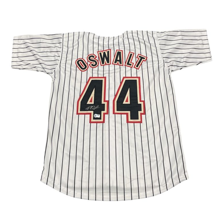 Roy Oswalt Signed Houston Astros Custom White Jersey Beckett Witness BAS COA