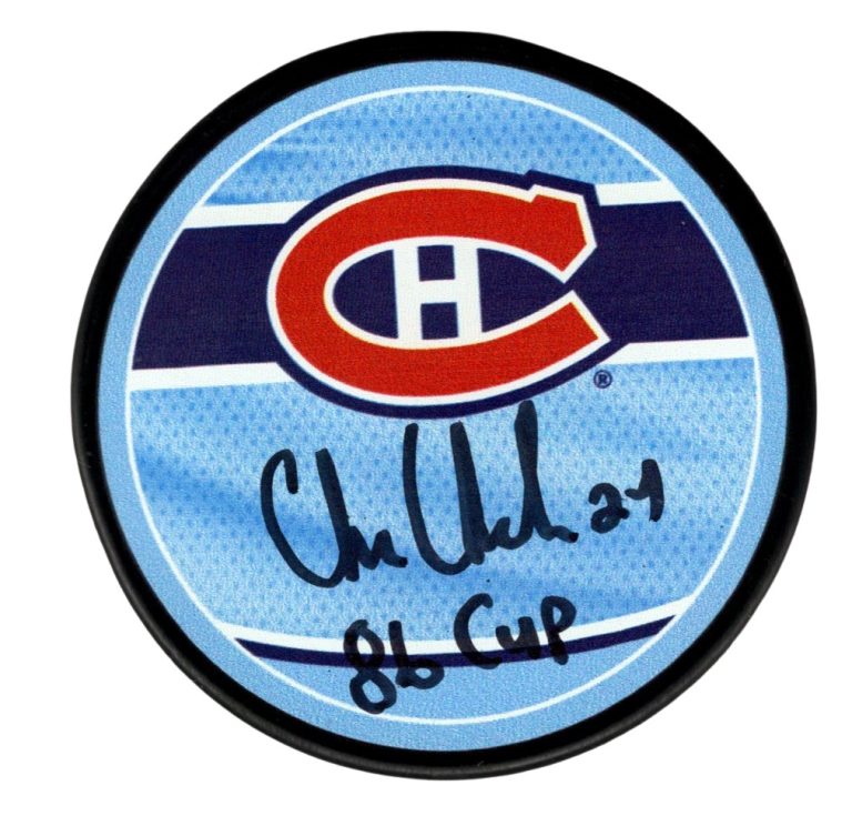 Chris Chelios Signed Canadiens Reverse Retro Puck w/ 86 Cup Beckett W BAS COA