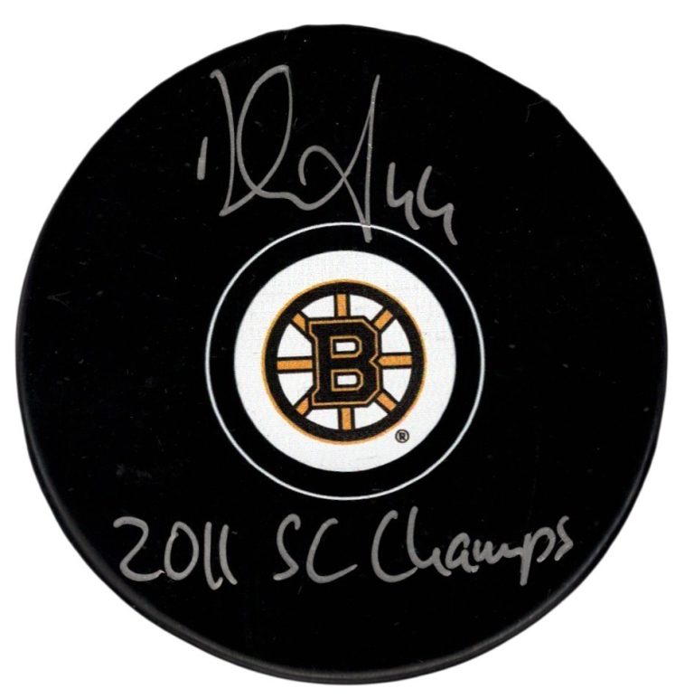 Dennis Seidenberg Signed Boston Bruins Logo Puck w/ 2011 SC Champs JSA Wit. COA