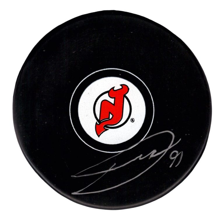 Dawson Mercer Signed Autographed New Jersey Devils Logo Puck JSA Witness COA