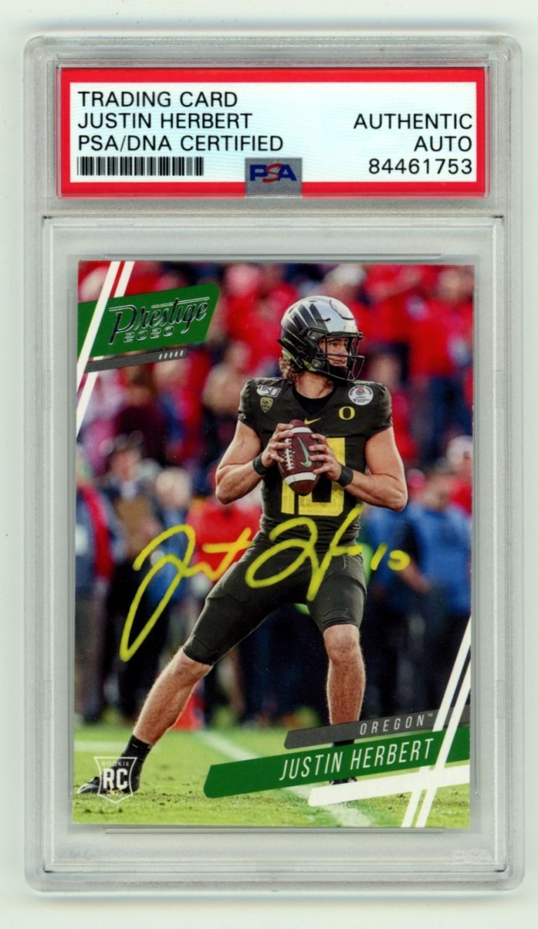 Justin Herbert 2020 Panini Chronicles Signed Auto Rookie RC PSA Authentic Auto
