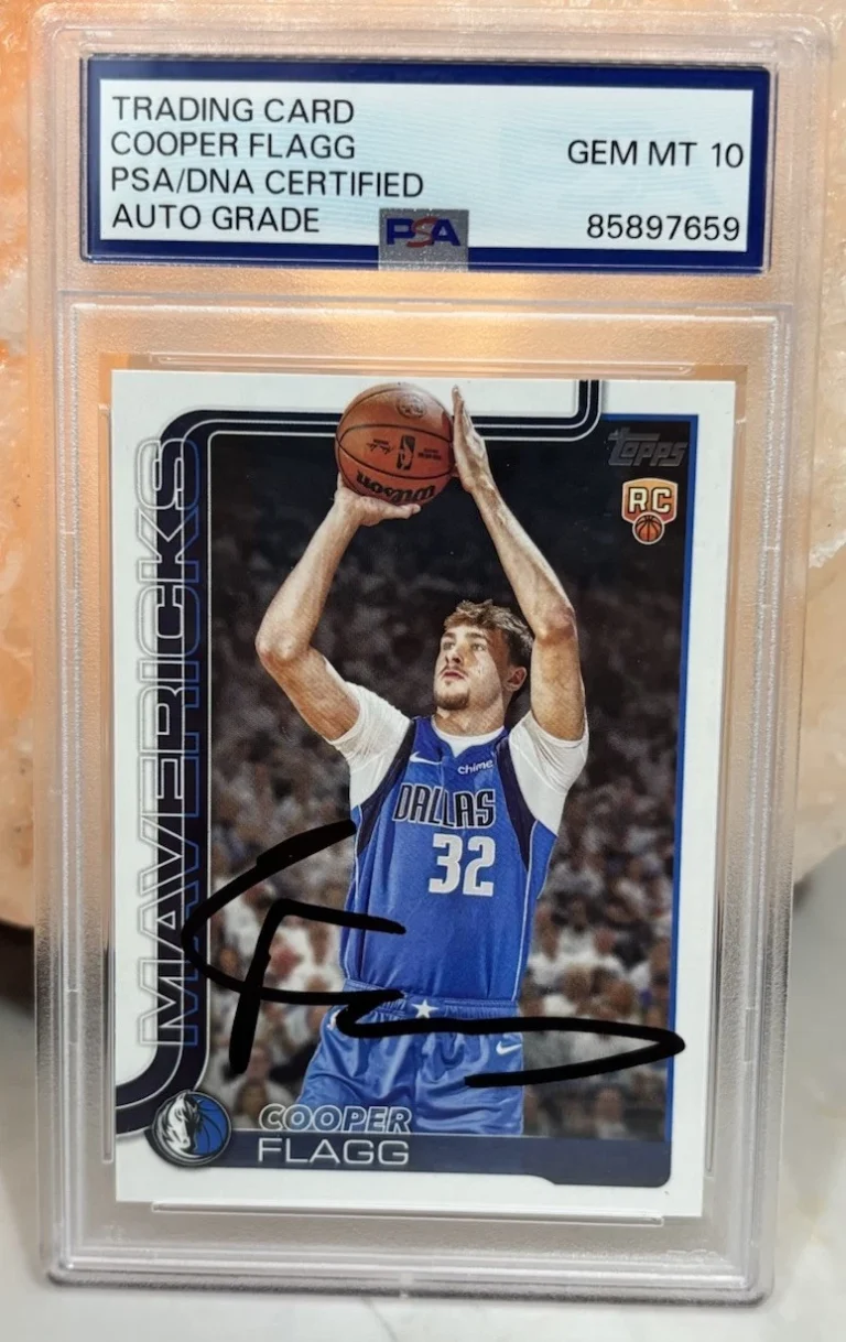 2025 Topps Cooper Flagg 201 Auto PSA GEM 10 Auto Grade Dallas Mavericks Signed