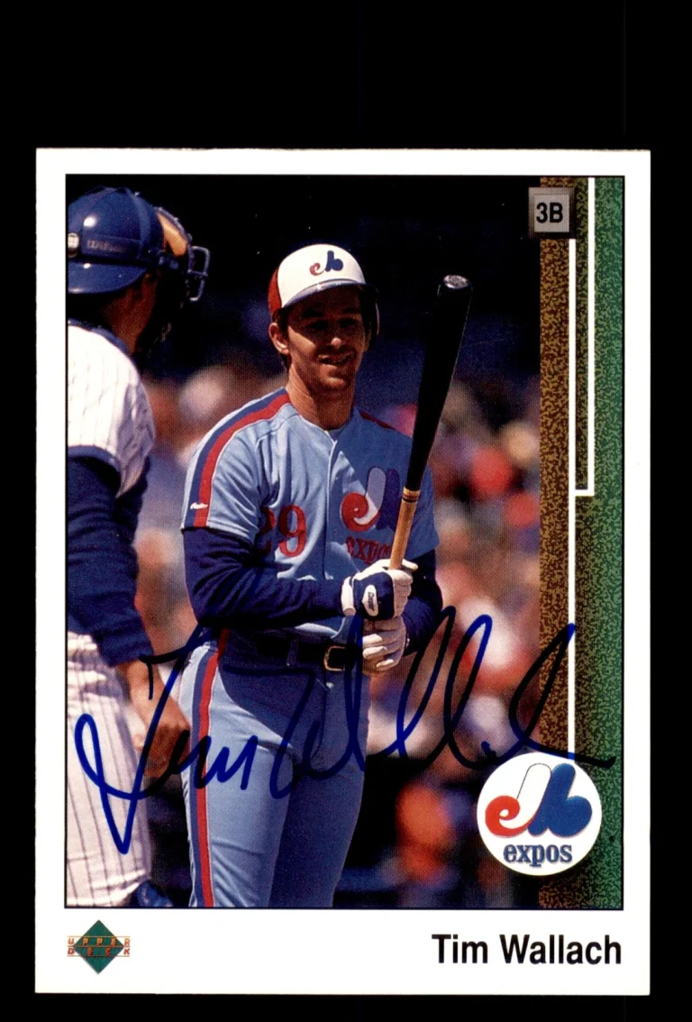 Signed Baseball Card Auto Tim Wallach 1989 Upper Deck #102 Montreal Expos