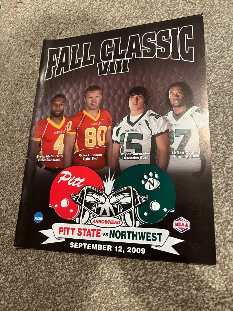 FOOTBALL PROGRAM PITT STATE NORTHWEST MISSOURI STATE FALL CLASSIC VIII 9/12 2009