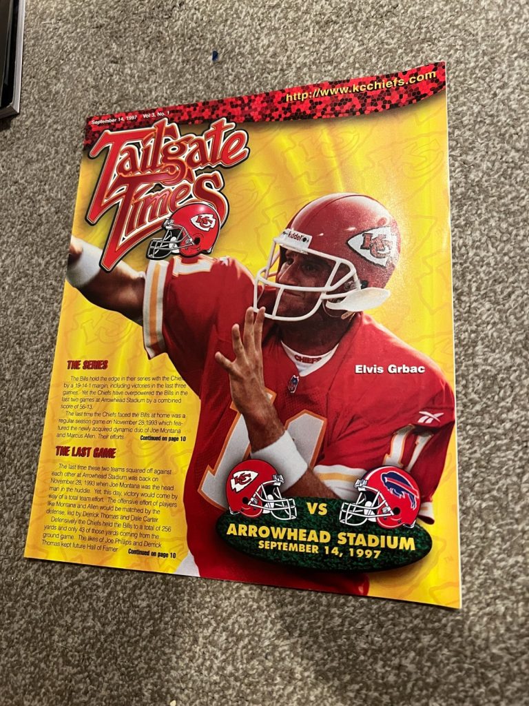 FOOTBALL TAILGATE TIMES PROGRAM KANSAS CITY CHIEFS BUFFALO BILLS 9/14 1997 GRBAC
