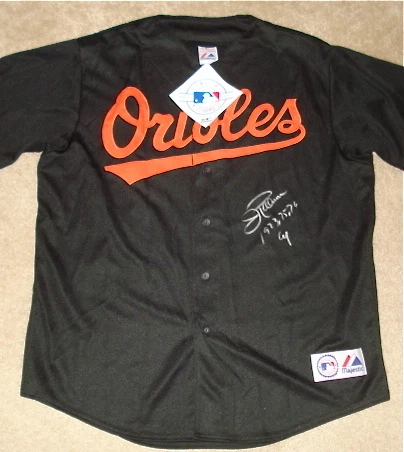 JIM PALMER AUTOGRAPHED JERSEY (ORIOLES) W/ PROOF!