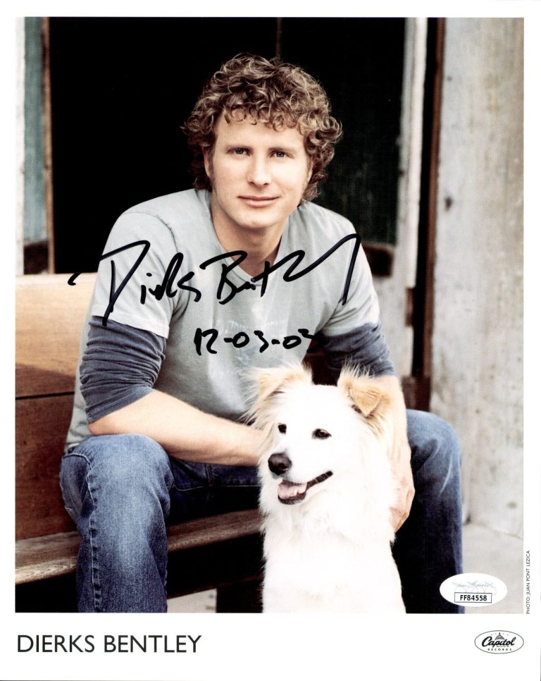 Dierks Bentley Signed 8x10 Publicity Photo #1 JSA COA