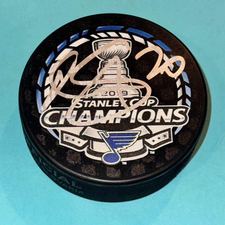 ALEXANDER STEEN (Blues) Signed 2019 STANLEY CUP CHAMPS Puck Beckett (BAS)