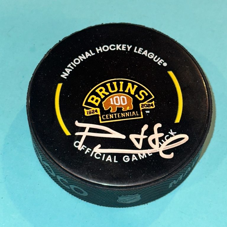 DAVID PASTRNAK Signed Boston BRUINS 100th Ann. Official GAME Puck Beckett (BAS)