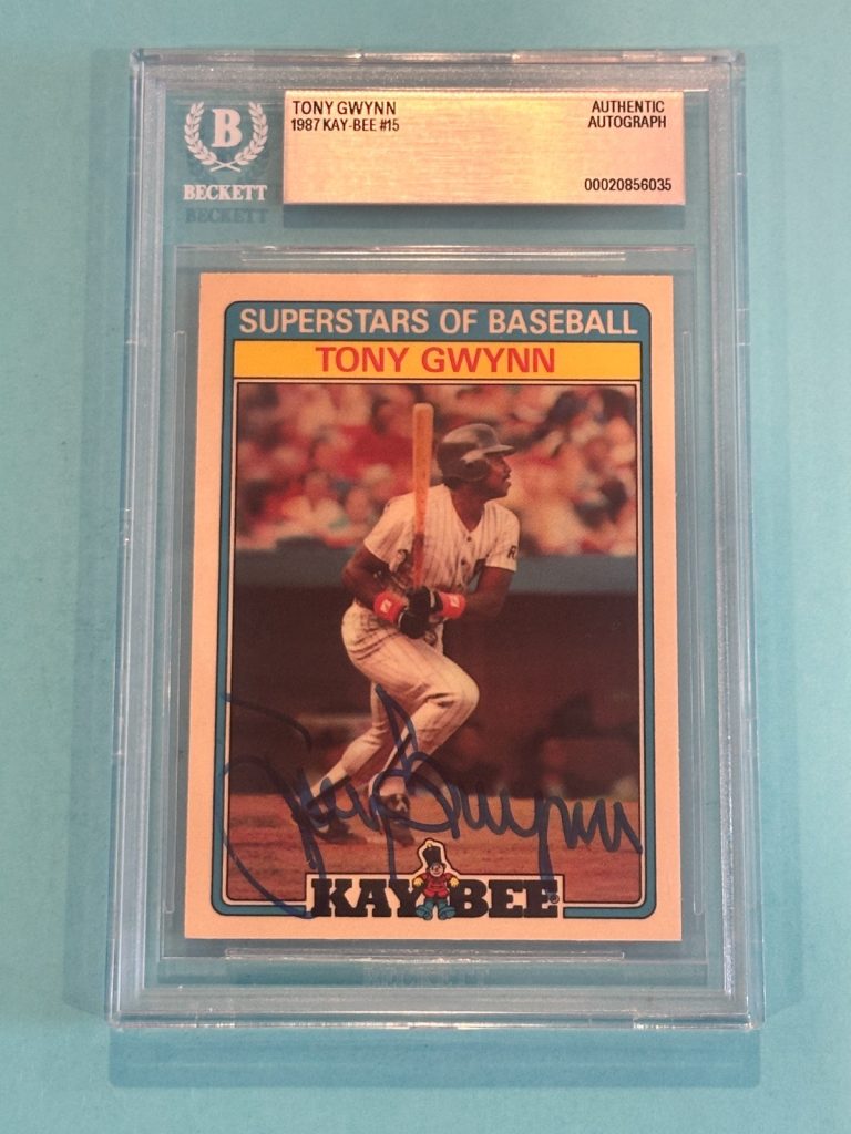 TONY GWYNN Signed 1987 KAY-BEE Card #15 Beckett (BAS)