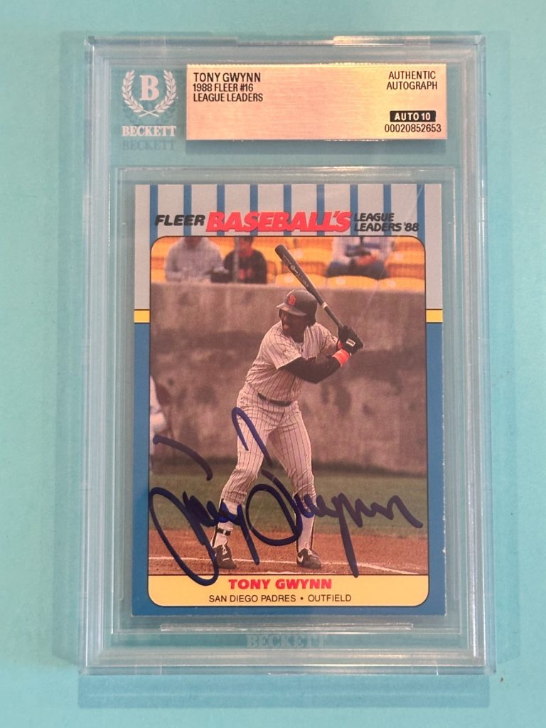 TONY GWYNN Signed 1988 FLEER LEAUGE LEADERS Card #16 Beckett (BAS) AUTO 10