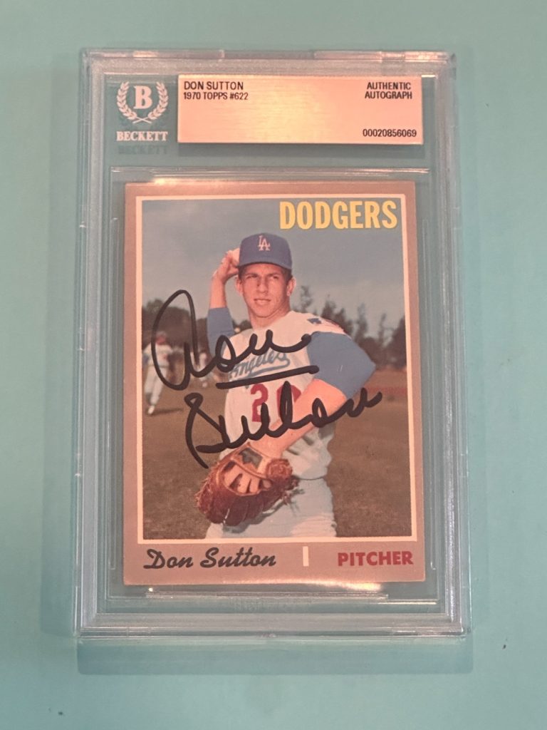 DON SUTTON Signed 1970 TOPPS Card #622 Beckett (BAS)
