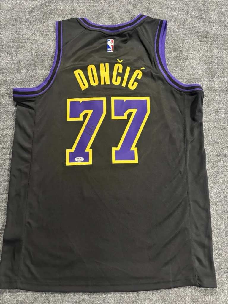 LUKA DONCIC SIGNED Autographed JERSEY Los Angeles Lakers . Psa Coa