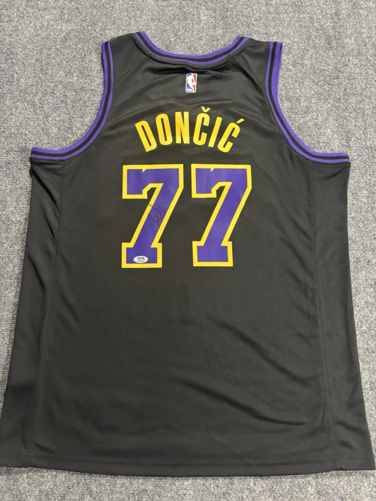 LUKA DONCIC SIGNED Autographed JERSEY Los Angeles Lakers . Psa Coa