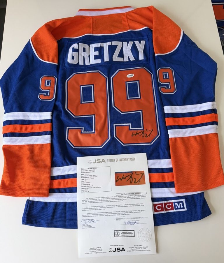 Wayne Gretzky Edmonton Oilers Autographed Jersey JSA LOA COA