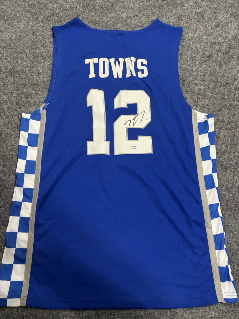 Karl-Anthony Towns Signed Autographed Jersey Kentucky Wildcats Psa COA. Knicks
