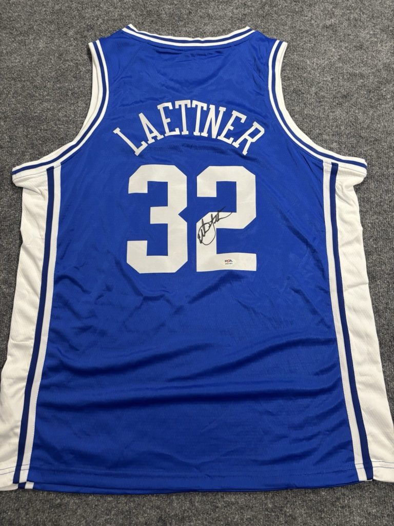 CHRISTIAN LAETTNER DUKE BLUE Devils Signed Autographed Jersey. Psa Coa