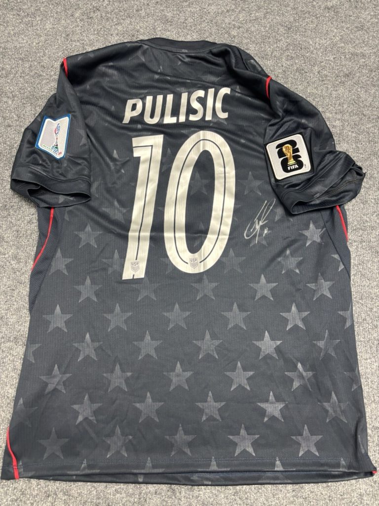 Christian Pulisic Team USA Autograph Signed Jersey! Psa Coa