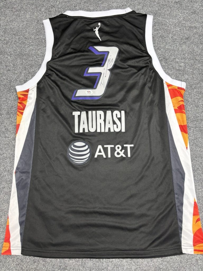 Diana Taurasi Signed autographed Phoenix Mercury Jersey. Psa