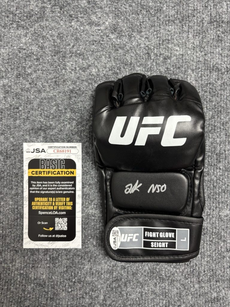 Lone’er (Lonnie) Kavanagh Signed Autographed UFC MMA Glove. JSA Coa