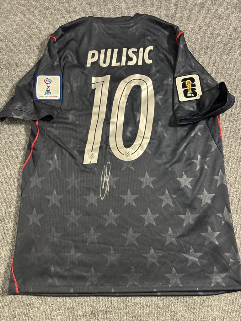 Christian Pulisic Team USA Autograph Signed Jersey! Psa Coa
