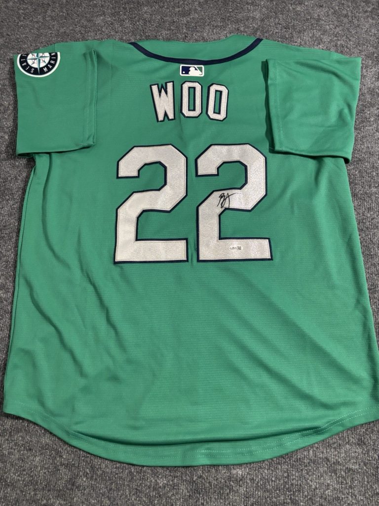 BRYAN WOO AUTOGRAPHED Signed Seattle Mariners CITY CONNECT JERSEY. JSA Coa