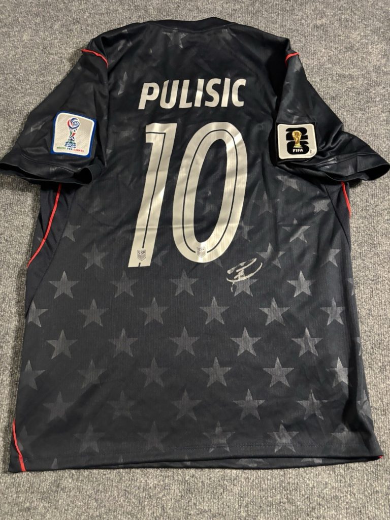 Christian Pulisic Team USA Autograph Signed Jersey! Psa Coa