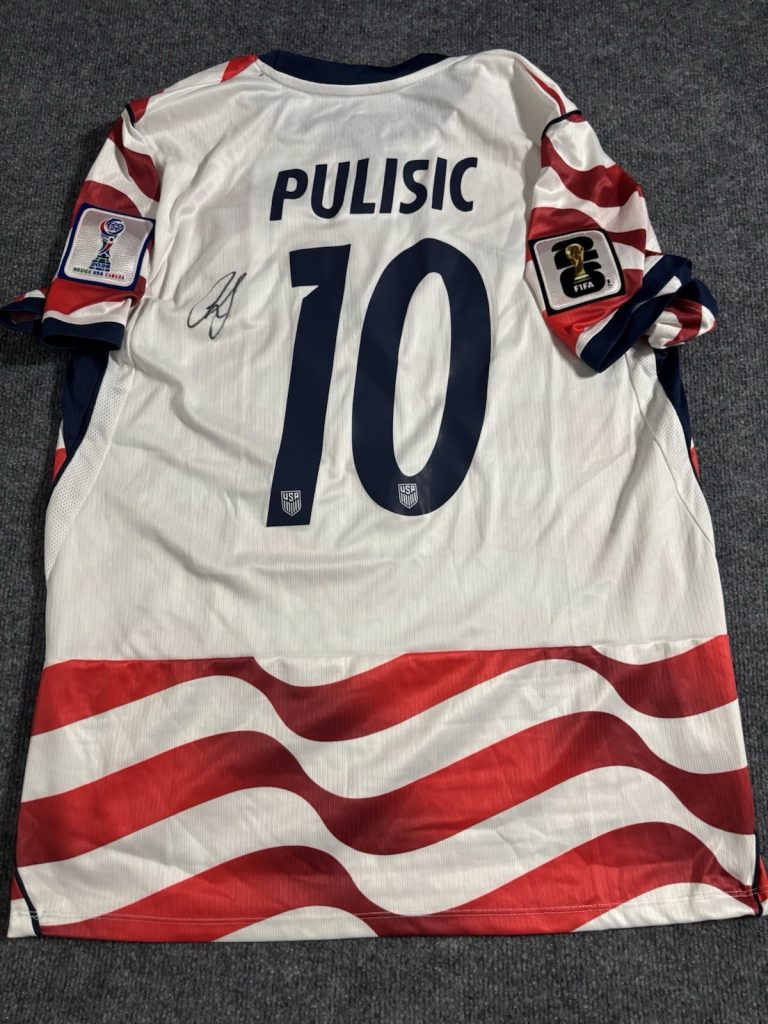 Christian Pulisic Team USA Autograph Signed Jersey! Psa Coa