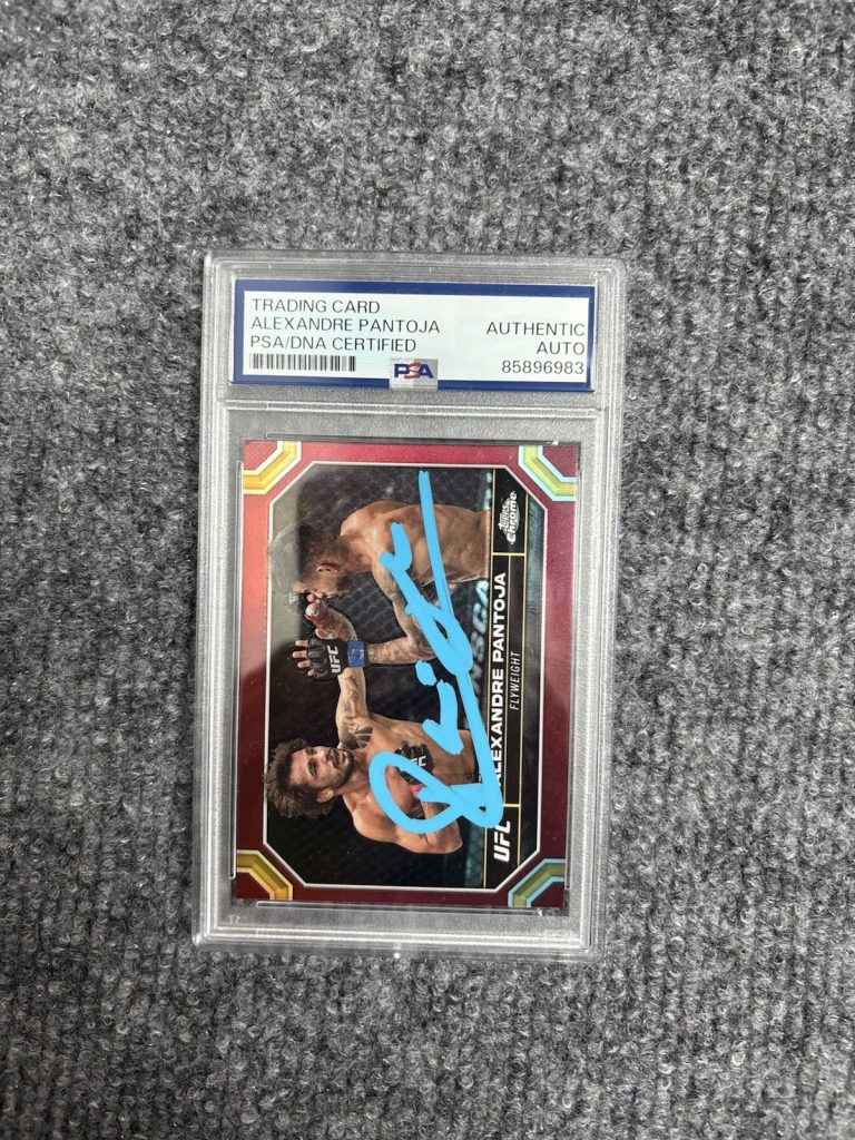 Alexandre Pantoja 2024 Topps Chrome Magenta Refractor Auto. Psa DNA