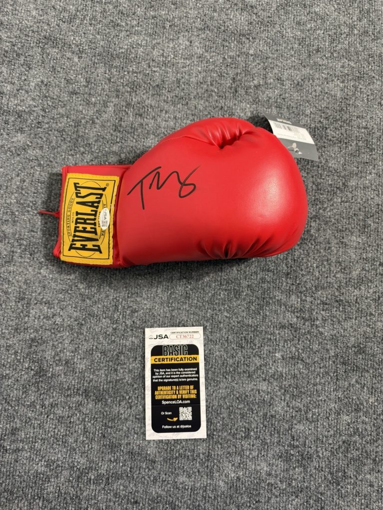 Tyson Fury Signed Red Everlast Boxing Glove Autograph auto Jsa Coa Certified