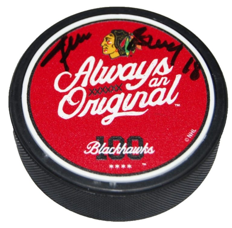 DENIS SAVARD signed (CHICAGO BLACKHAWKS) 100TH Anniversary puck BECKETT BY08600