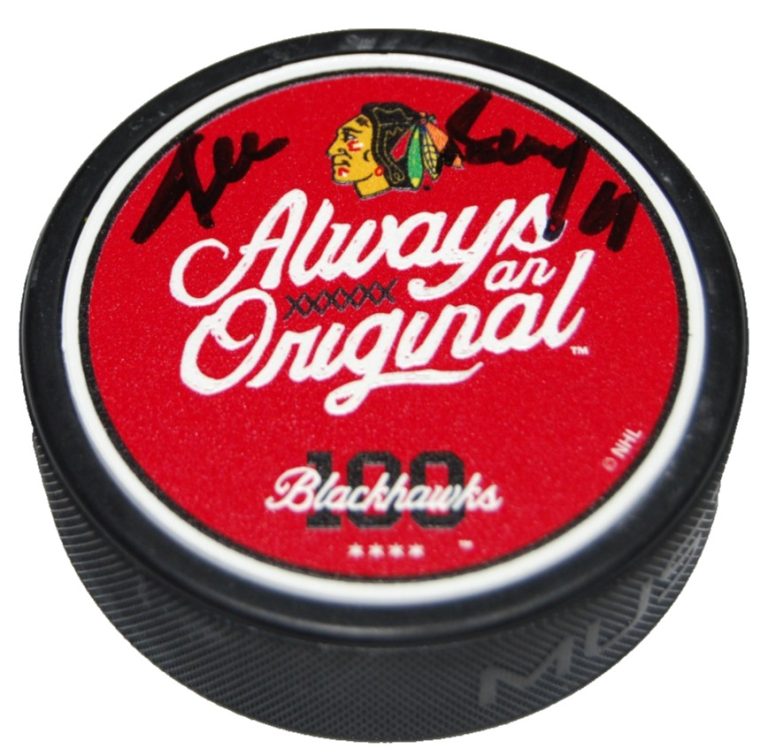 DENIS SAVARD signed (CHICAGO BLACKHAWKS) 100TH Anniversary puck BECKETT BY08599