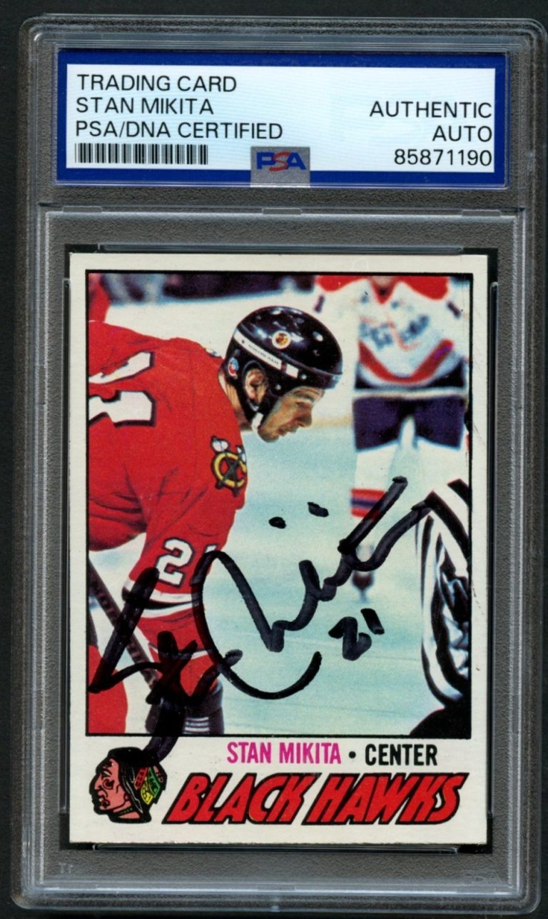 Stan Mikita #195 signed autograph Blackhawks 1977-78 Topps PSA Slabbed