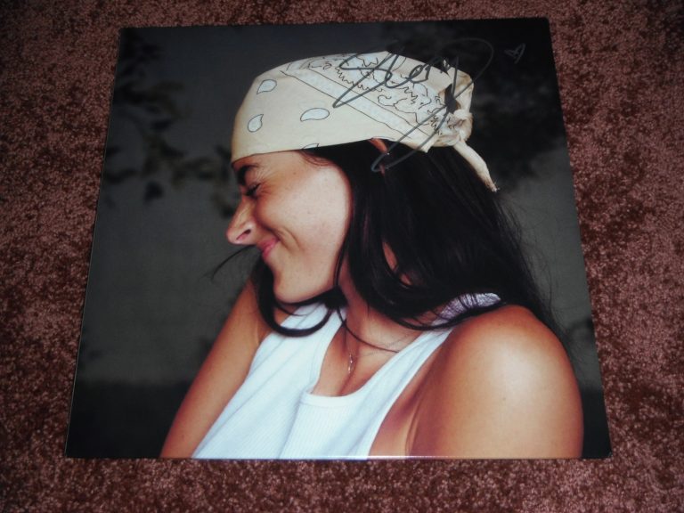 STELLA LEFTY SIGNED DEBUT VINYL ALBUM LONG WAY HOME