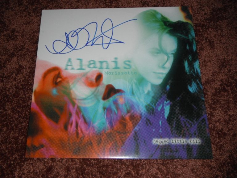 ALANIS MORISSETTE SIGNED VINYL ALBUM JAGGED LITTLE PILL