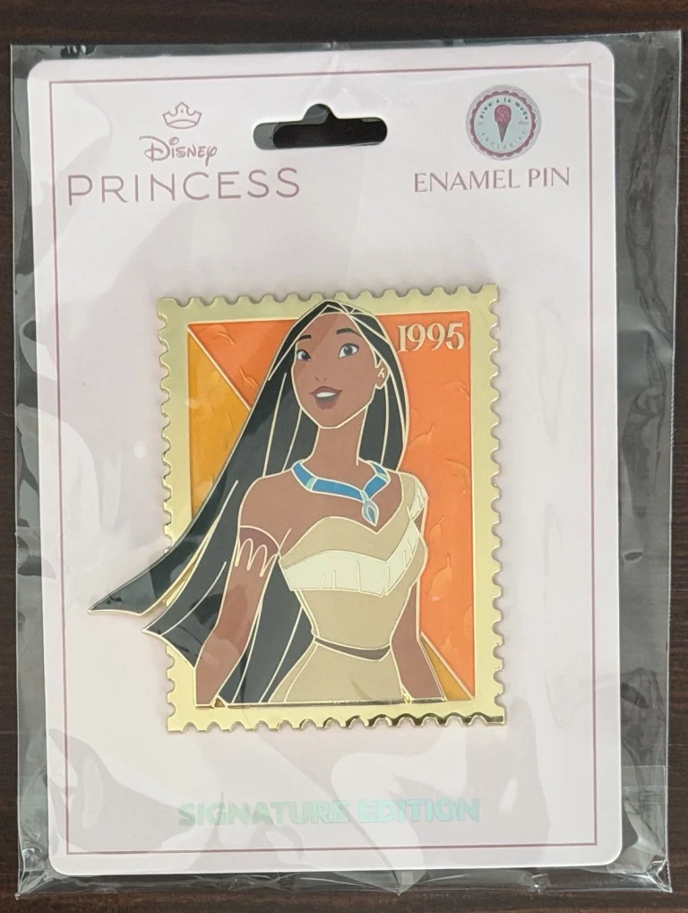 Disney Pocahontas Royal Stamp Pin| Pink à la Mode | Signature Edition NEW