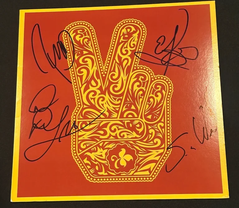 STONE TEMPLE PILOTS Signed STP LP ALBUM COVER Beckett (BAS) LOA - COMPLETE!