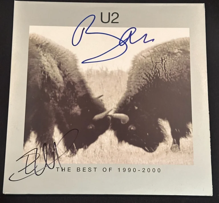 EDGE & BONO Signed U2 Best of 1990-2000 LP ALBUM COVER Beckett (BAS) LOA