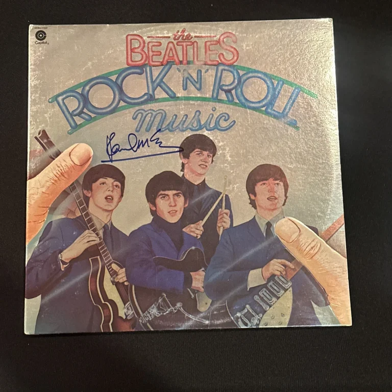 PAUL McCARTNEY Signed BEATLES Rock & Roll Music LP ALBUM COVER Beckett (BAS) LOA