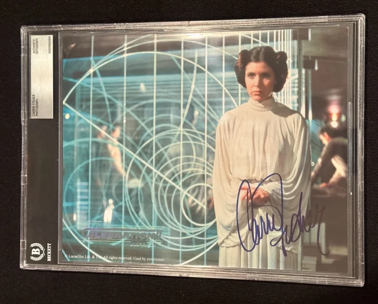 CARRIE FISHER Signed STAR WARS 8 X 10 PHOTO Beckett BAS Encapsulated