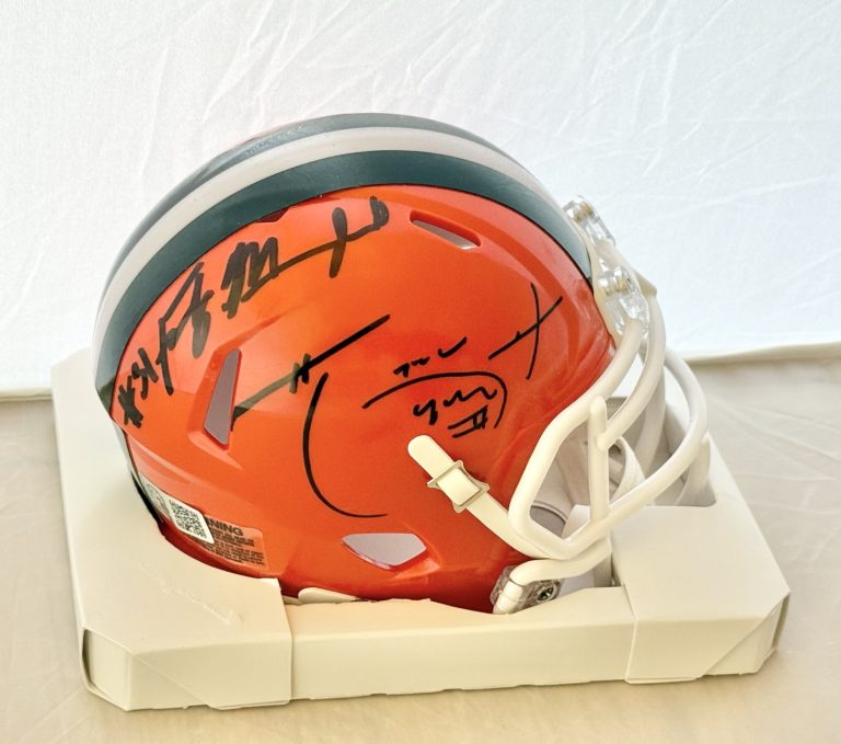 Hanford Dixon & Frank Minnifield signed Cleveland Browns mini helmet GT COA