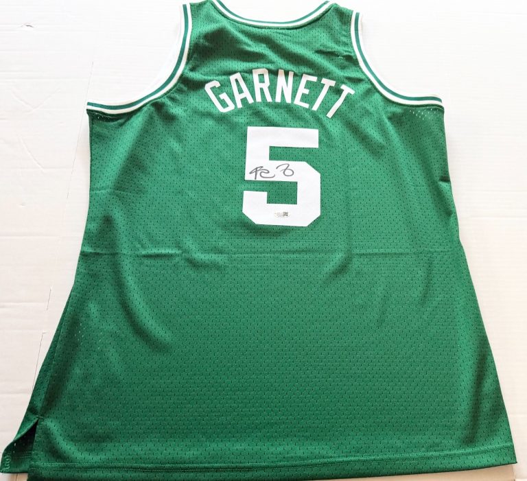 Kevin Garnett signed Boston Celtics jersey autographed JSA Witnessed
