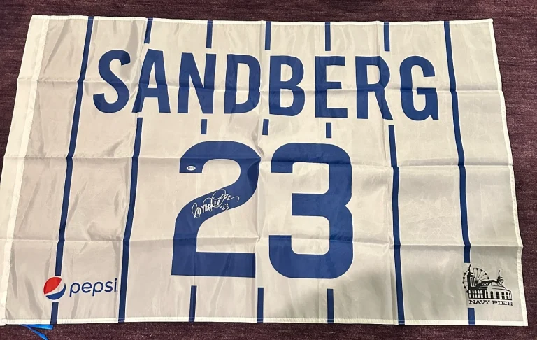 RYNE SANDBERG Signed Chicago CUBS FLAG w/ Beckett (BAS) COA