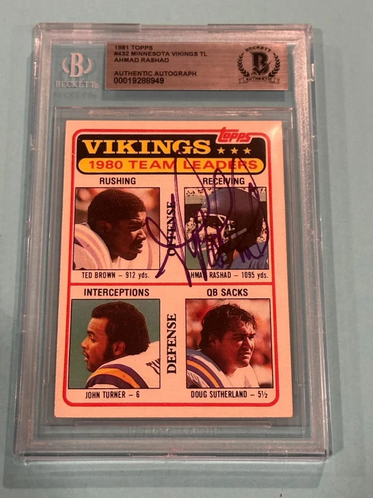 AHMAD RASHAD Signed 1981 TOPPS Card #432 Beckett BAS