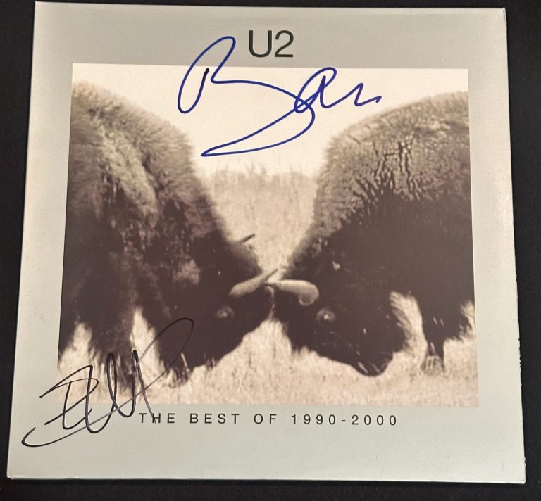 EDGE & BONO Signed U2 Best of 1990-2000 LP ALBUM COVER Beckett (BAS) LOA