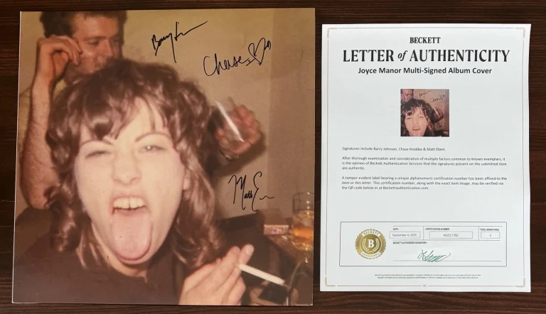 Joyce Manor SIGNED I Used To Go This Bar Vinyl COVER BAS Beckett COA Autograph