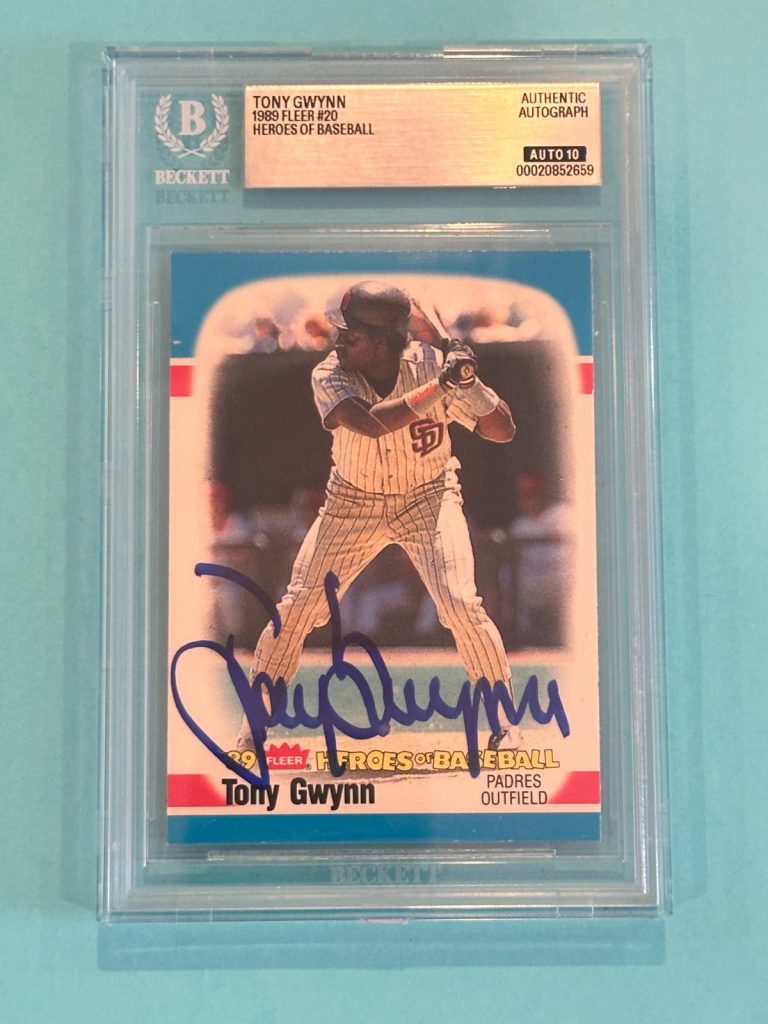 TONY GWYNN Signed 1989 FLEER HEROES OF BASEBALL Card #20 Beckett (BAS) AUTO 10