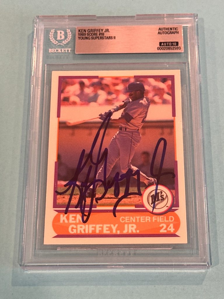 KEN GRIFFEY JR Signed 1989 SCORE YOUNG SUPERSTARS II Card #18 Beckett (BAS)
